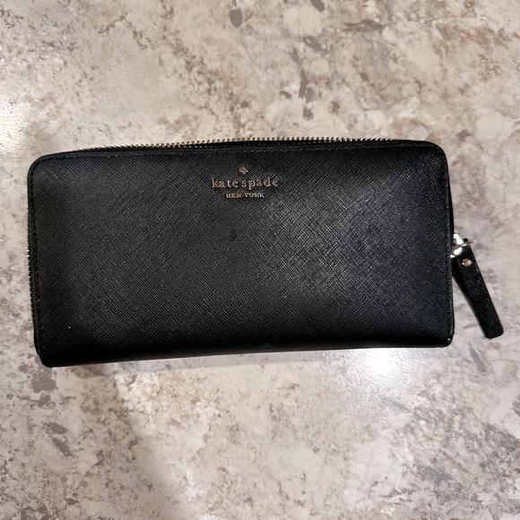 kate spade Handbags - Kate Spade Saffiano Leather Continental Full Zip Wallet black with gold hardware